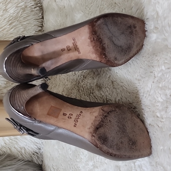 COACH BOOTIES - Picture 7 of 12